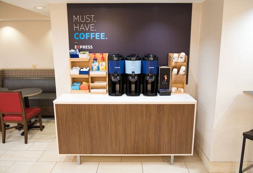 Holiday Inn Express Hotel & Suites Elkhart South, An Ihg