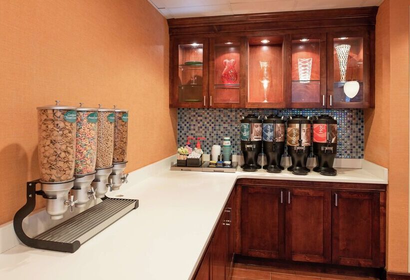 Homewood Suites By Hilton Virginia Beach/norfolk Airport