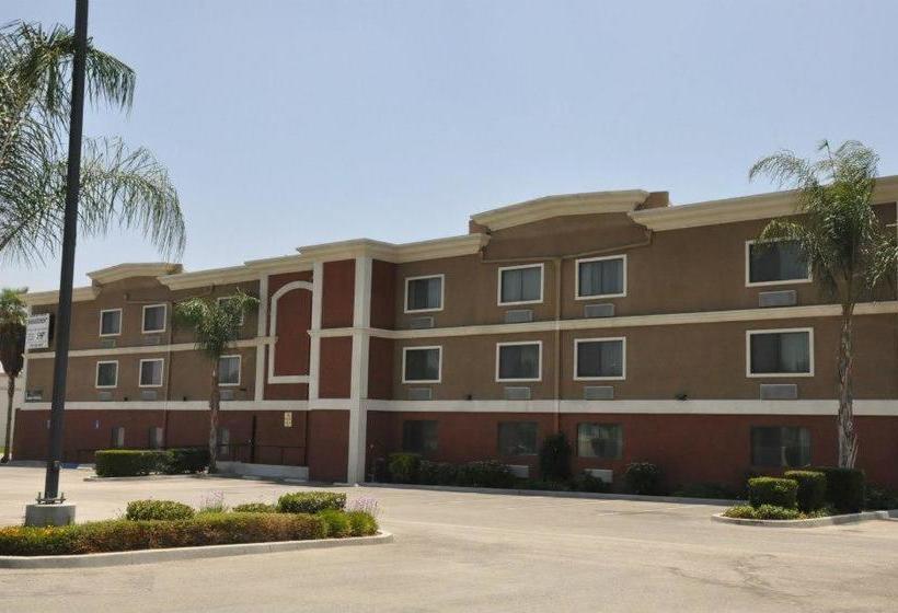 בית מלון כפרי All Star Inn San Bernardino