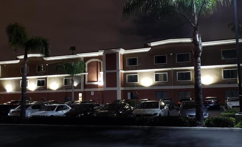 בית מלון כפרי All Star Inn San Bernardino