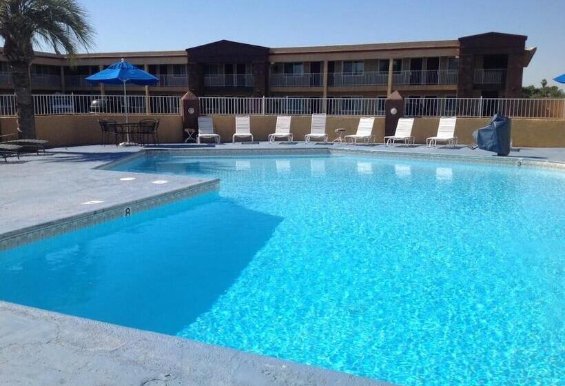 בית מלון כפרי Americas Best Value Inn Hanford