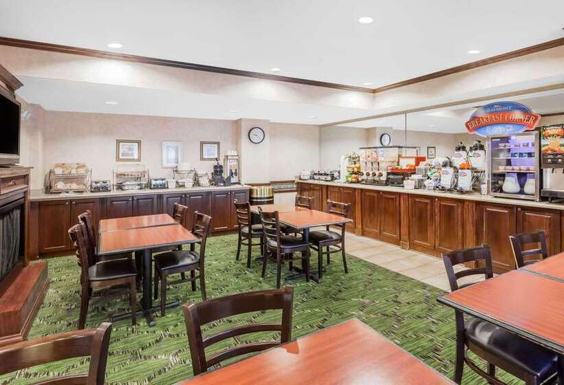 酒店 Baymont By Wyndham Grand Rapids N/walker