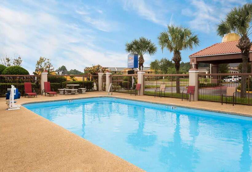 ホテル Baymont By Wyndham Mobile/tillmans Corner