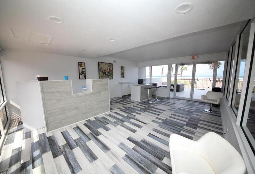 호텔 Beach House Inn