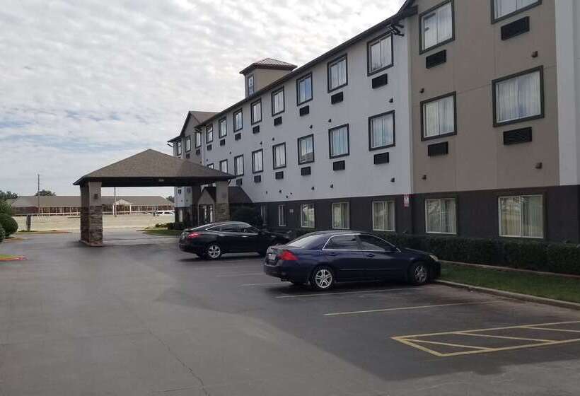 فندق Best Western Greentree Inn & Suites