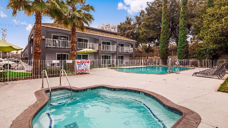 호텔 Comfort Inn & Suites