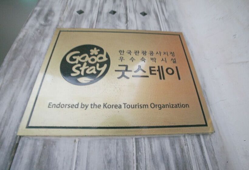 Отель Biz Jongno Insadong