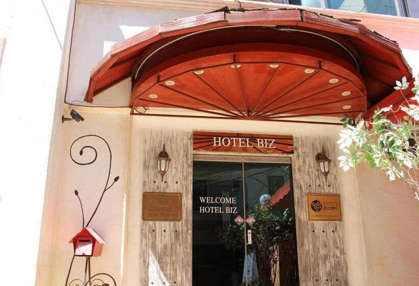 Отель Biz Jongno Insadong