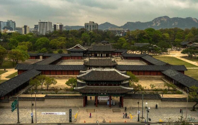 Отель Biz Jongno Insadong