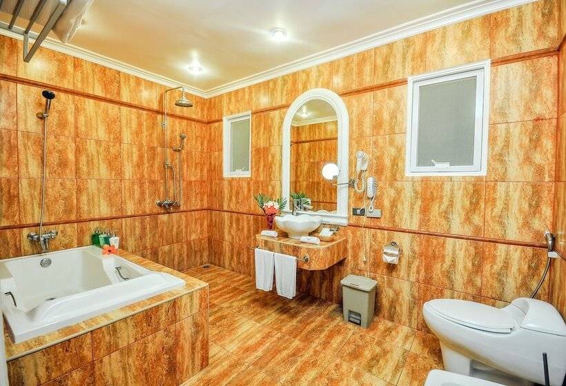 Hotell Breakfast At Monaco   Palais Boracay