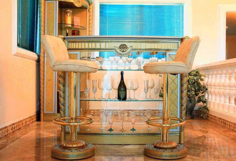 Hotell Breakfast At Monaco   Palais Boracay