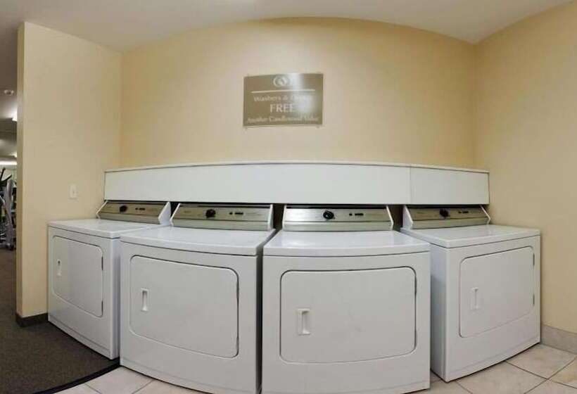 ホテル Candlewood Suites Elkhart, An Ihg