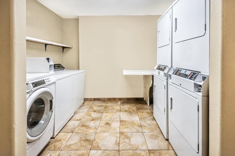 בית מלון כפרי Candlewood Suites Galveston, An Ihg