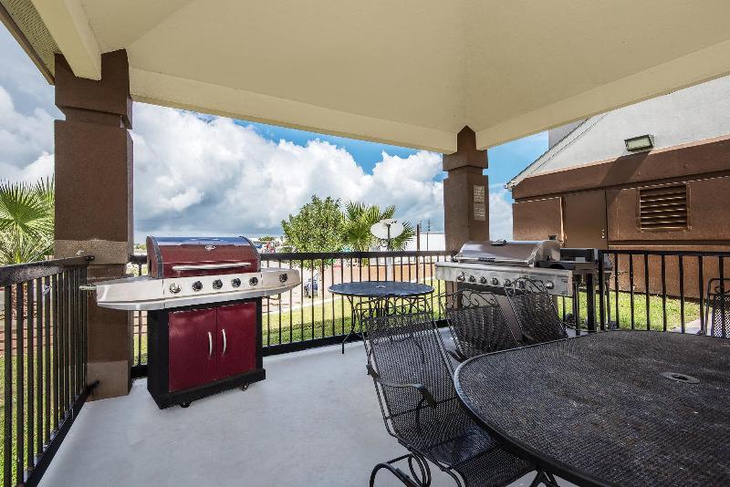 בית מלון כפרי Candlewood Suites Galveston, An Ihg