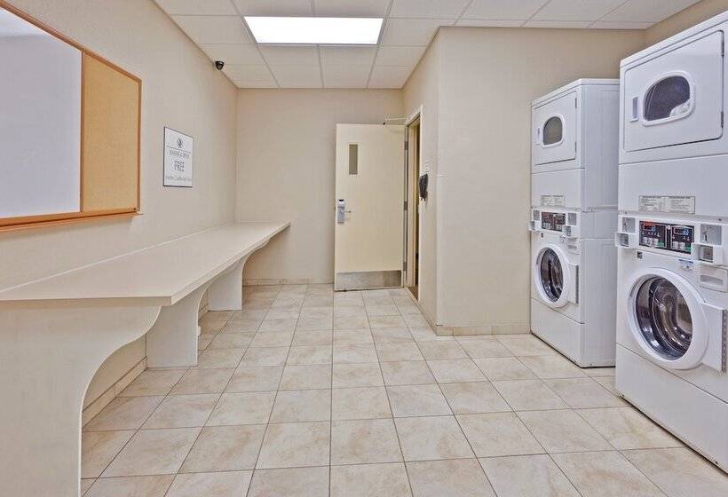 酒店 Candlewood Suites Hattiesburg, An Ihg