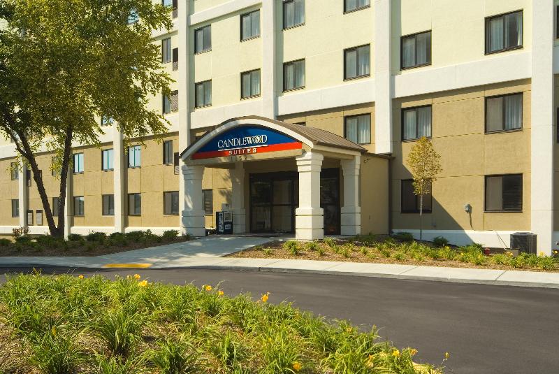 בית מלון כפרי Candlewood Suites Indianapolis Downtown Medical District, An Ihg