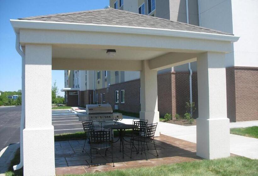 Отель Candlewood Suites Indianapolis Northwest, An Ihg