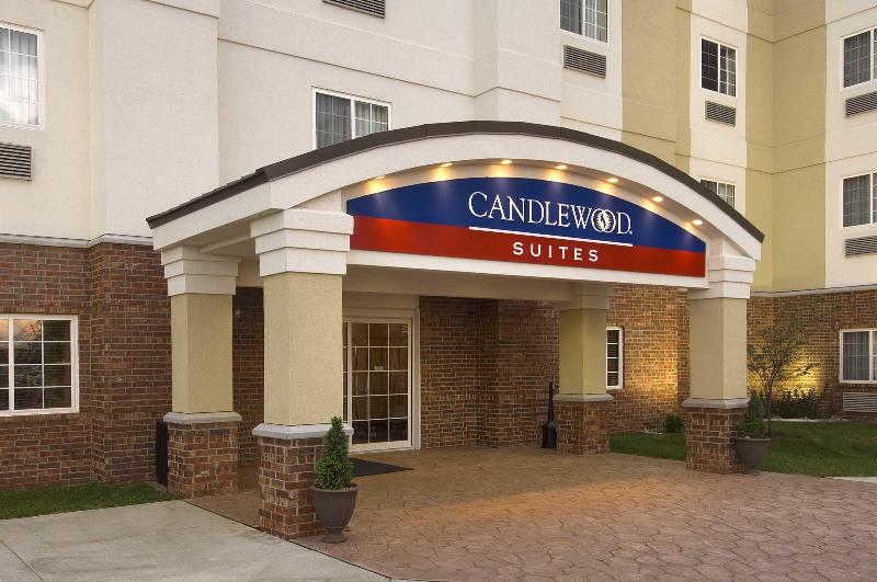 Отель Candlewood Suites Indianapolis Northwest, An Ihg