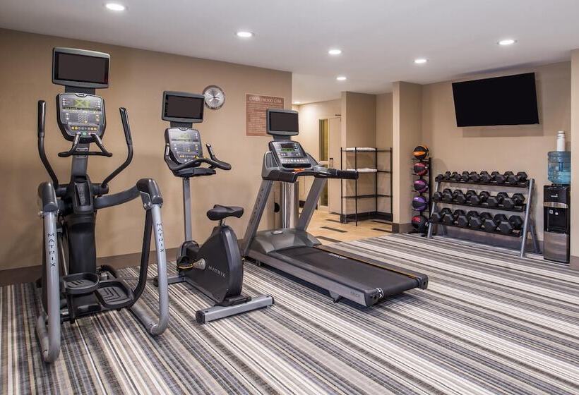 בית מלון כפרי Candlewood Suites Kansas City, An Ihg