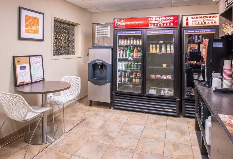 Отель Candlewood Suites Paducah, An Ihg