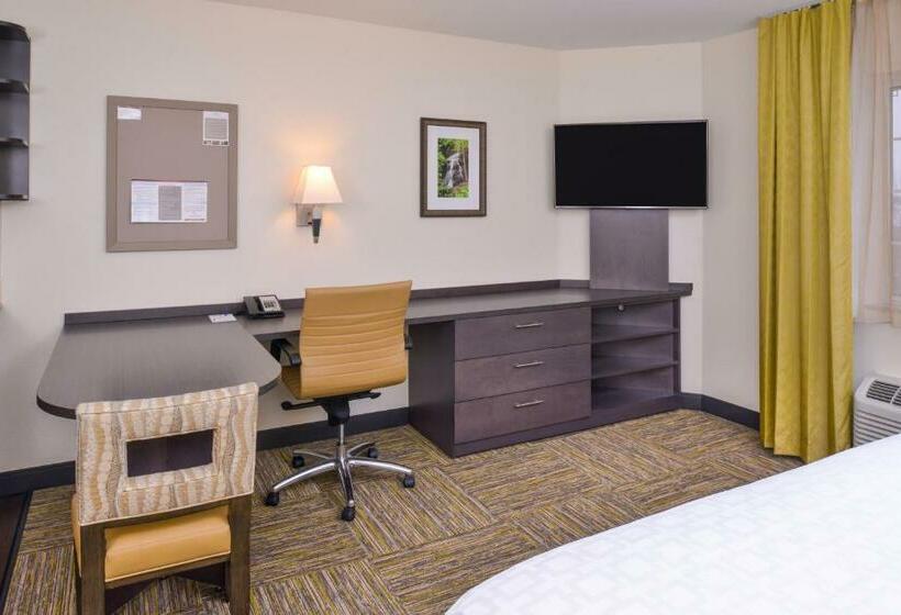 Отель Candlewood Suites Paducah, An Ihg
