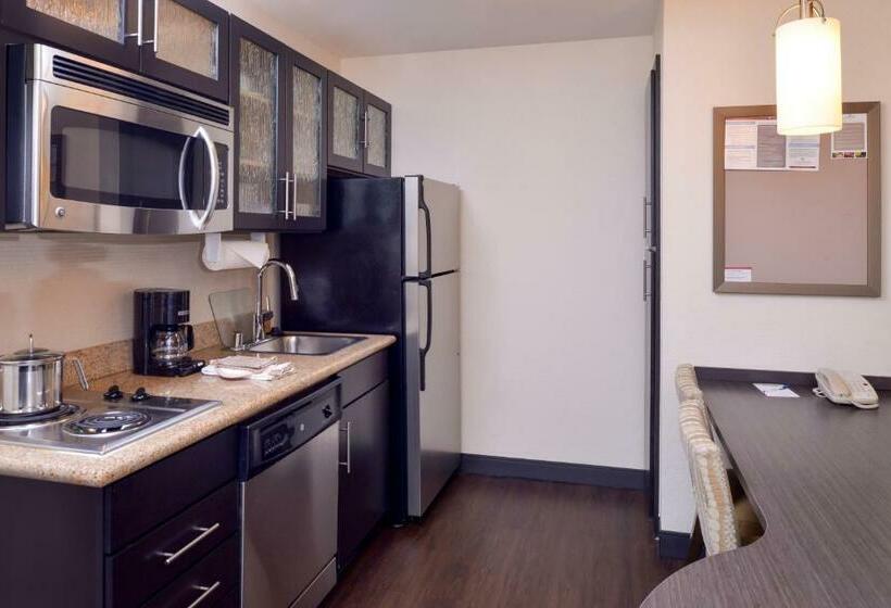 Отель Candlewood Suites Paducah, An Ihg