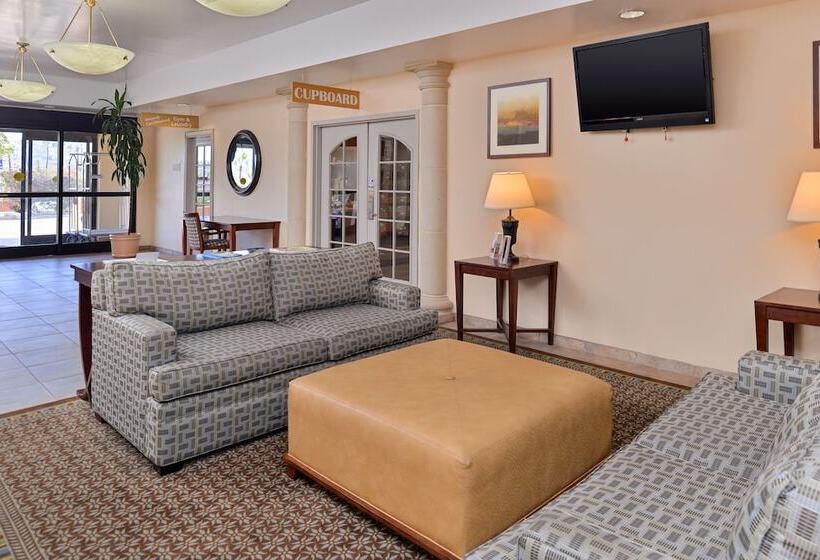 هتل Candlewood Suites San Diego, An Ihg