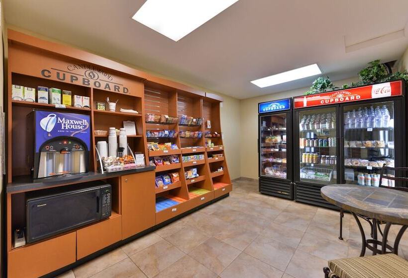 호텔 Candlewood Suites San Diego, An Ihg