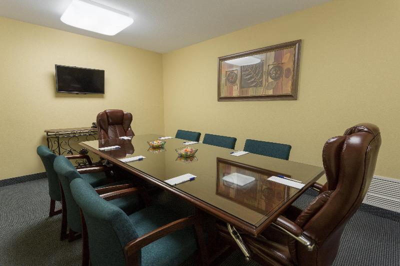 فندق Candlewood Suites Tallahassee, An Ihg