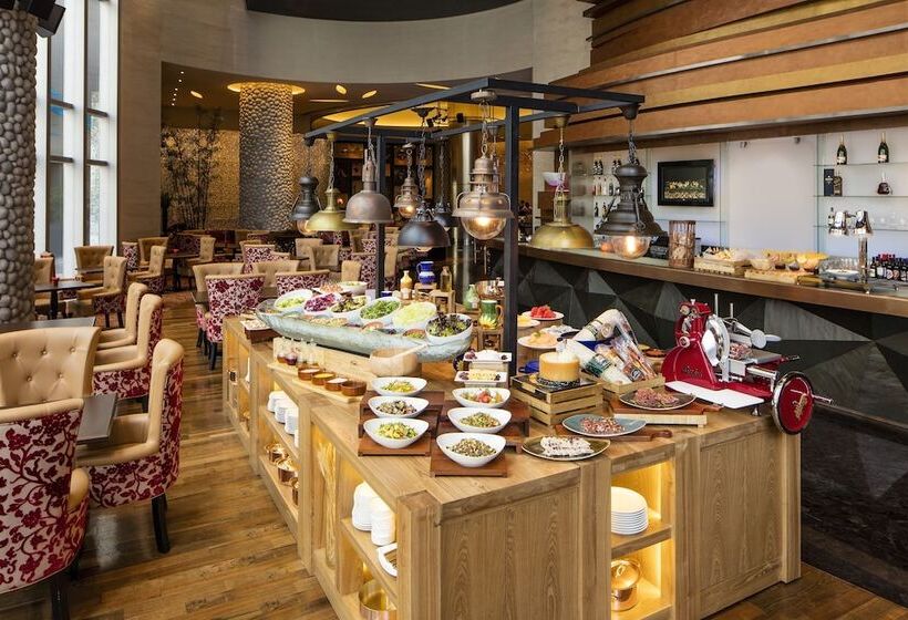 هتل City Of Dreams – The Countdown