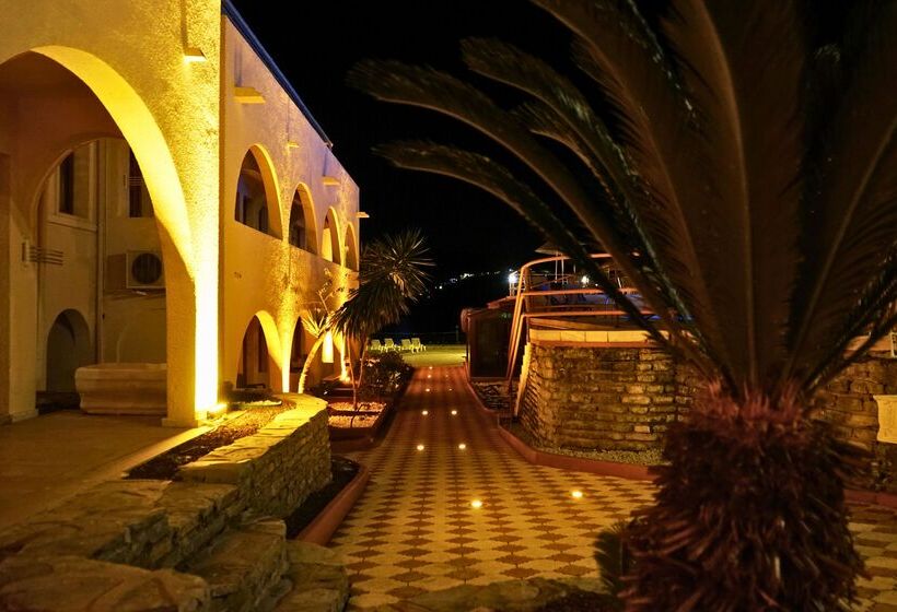 هتل Club Aquarium