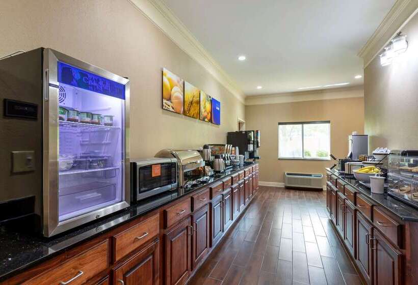 هتل Comfort Inn Near University