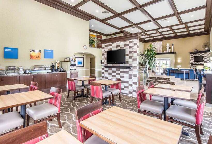 בית מלון כפרי Comfort Inn & Suites Greenwood Near University