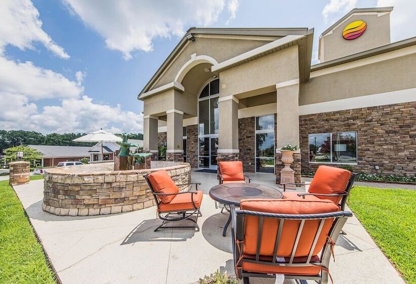 בית מלון כפרי Comfort Inn & Suites Greenwood Near University