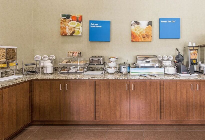 בית מלון כפרי Comfort Inn & Suites Greenwood Near University