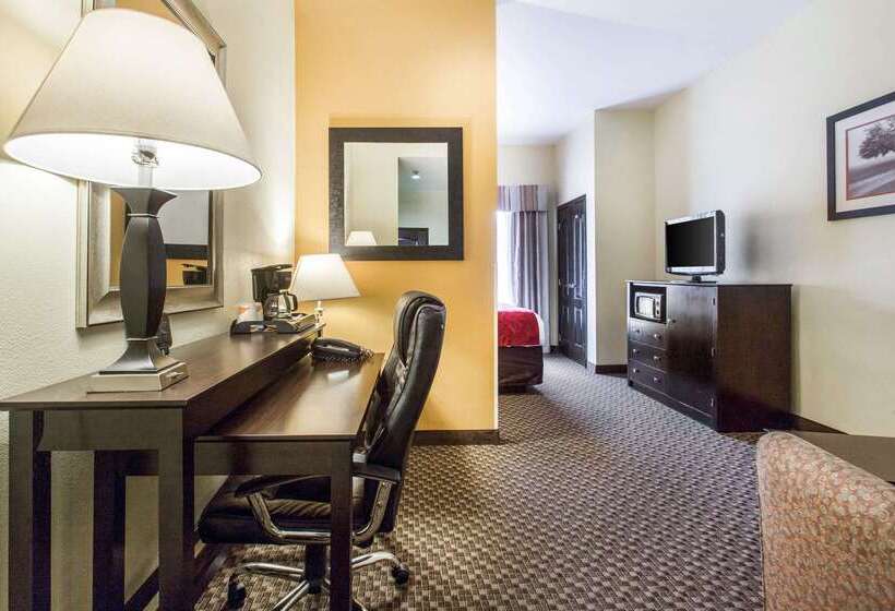 فندق Comfort Suites Clinton Near Presbyterian College