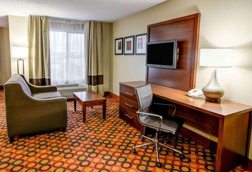 فندق Comfort Suites Concord Mills