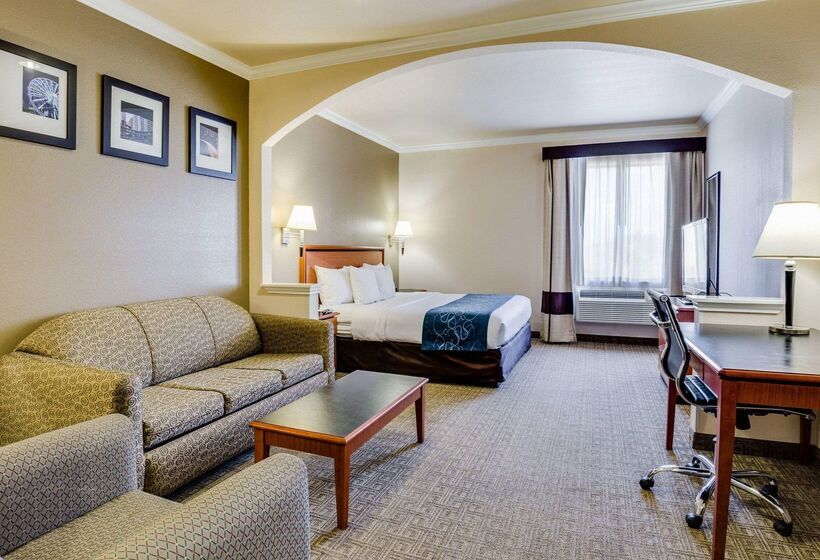 בית מלון כפרי Comfort Suites Deer Park Pasadena