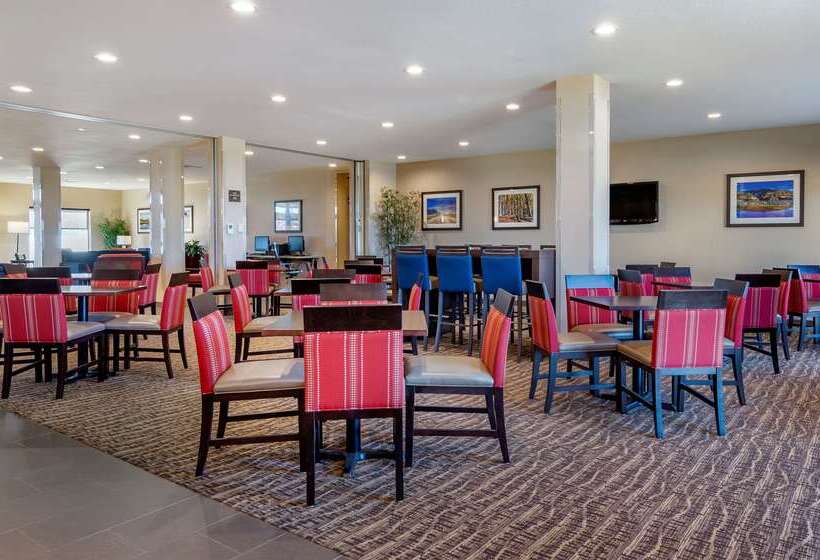 هتل Comfort Suites Helena Airport