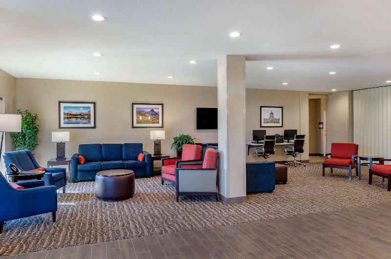هتل Comfort Suites Helena Airport