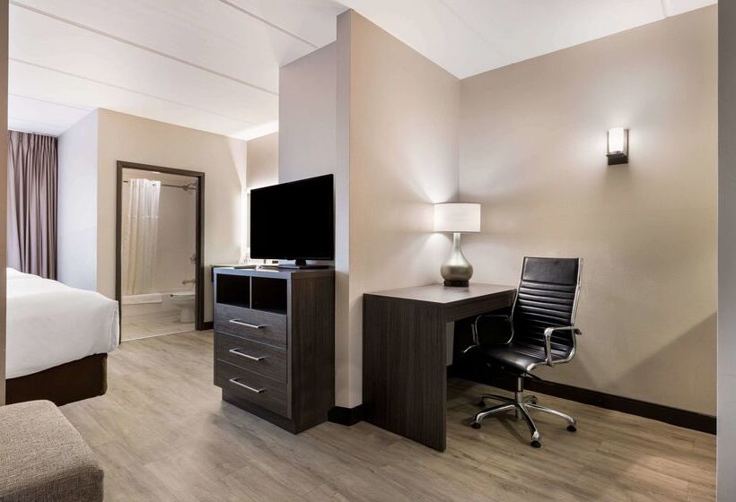 酒店 Comfort Suites Northlake