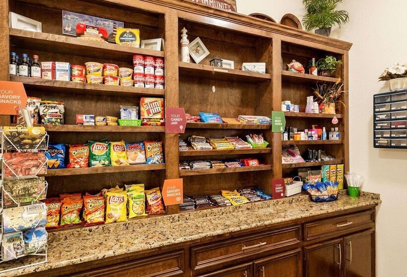 هتل Comfort Suites Oil Center