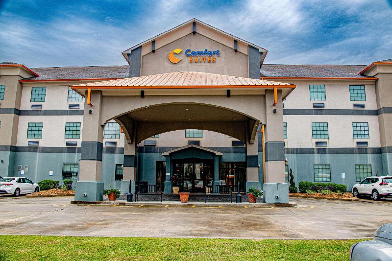 هتل Comfort Suites Oil Center