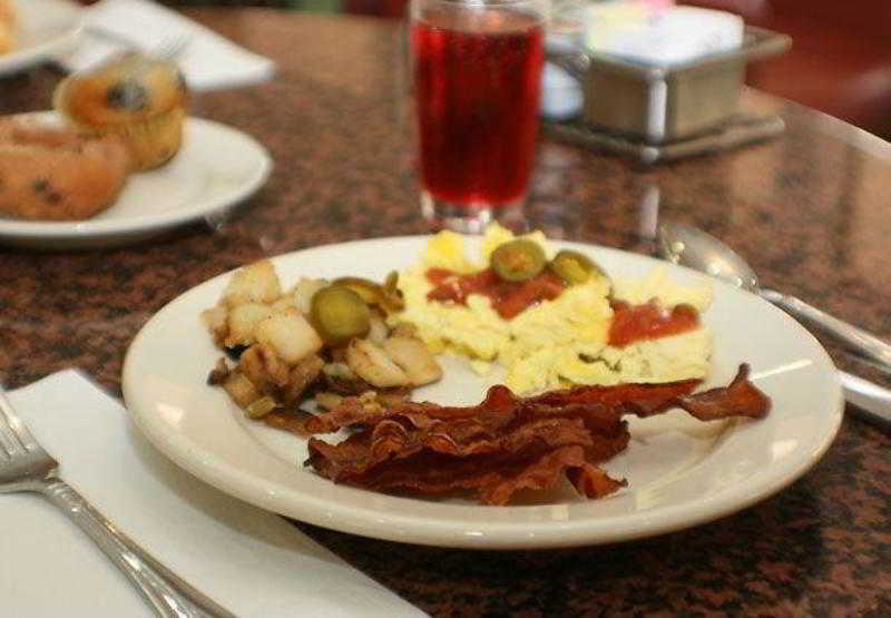 فندق Courtyard By Marriott Fayetteville