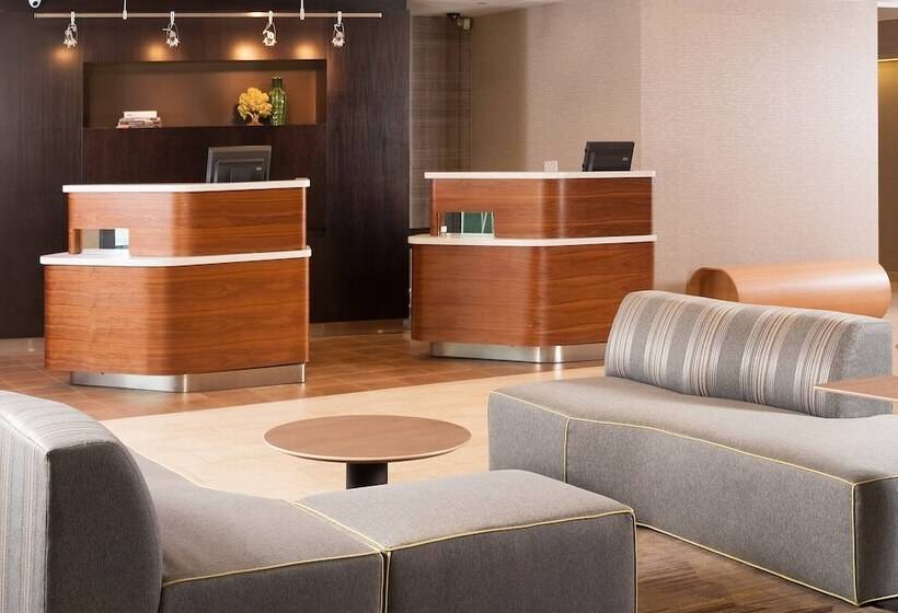 فندق Courtyard Greenville Spartanburg Airport