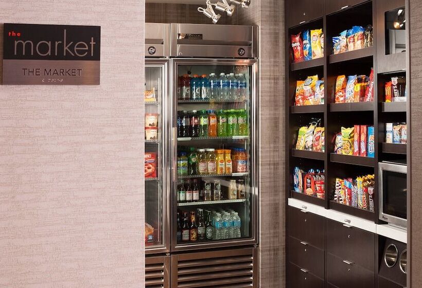 فندق Courtyard Greenville Spartanburg Airport