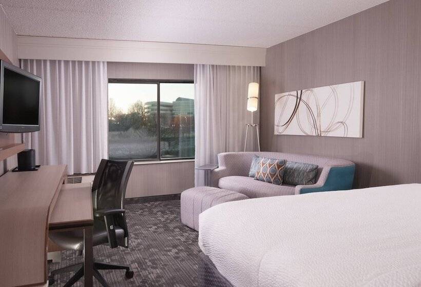 فندق Courtyard Greenville Spartanburg Airport
