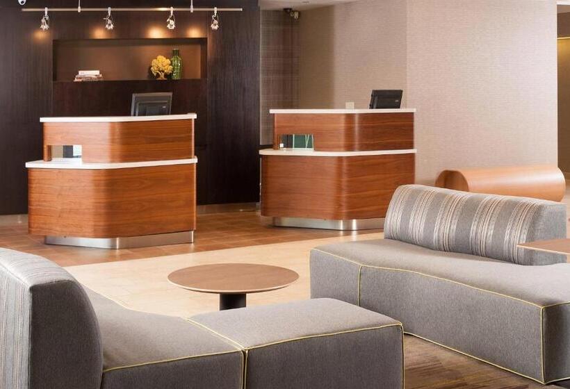 فندق Courtyard Greenville Spartanburg Airport