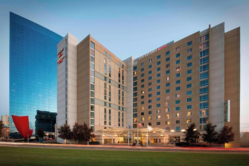 בית מלון כפרי Courtyard Indianapolis Downtown