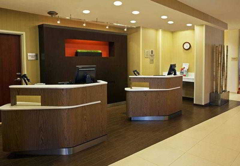 فندق Courtyard By Marriott Lafayette